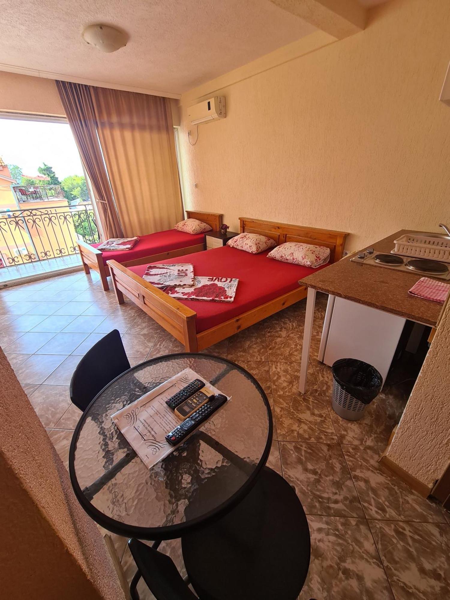 Apartments Bulatovic Bar Pokoj fotografie