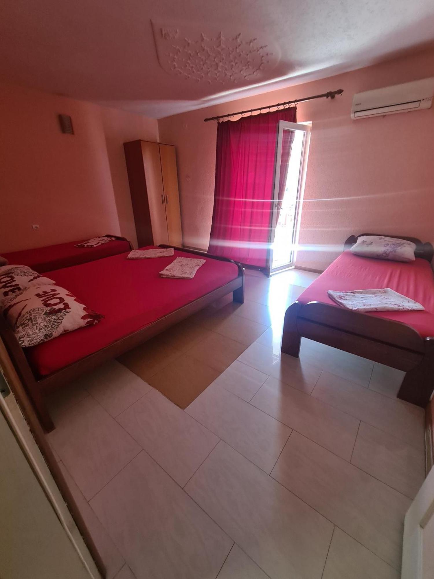 Apartments Bulatovic Bar Pokoj fotografie
